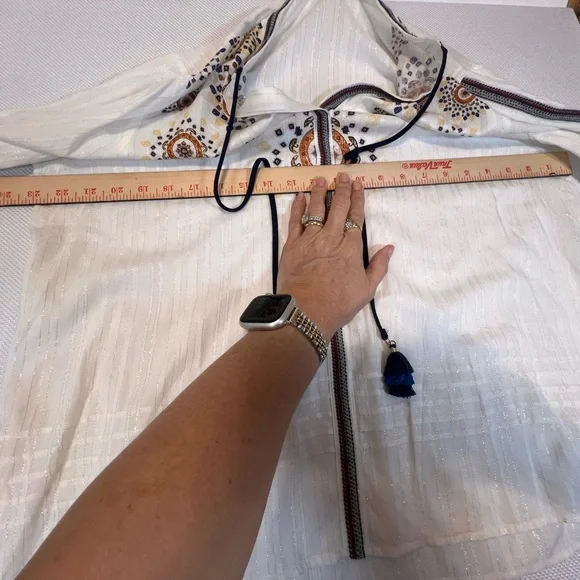 Desigual Cream Blouse with Flutter Sleeves and Graphic Embroidery - Picture 11 of 13